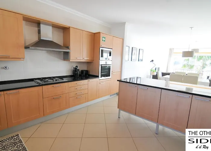 The Other Side D'el Rey *