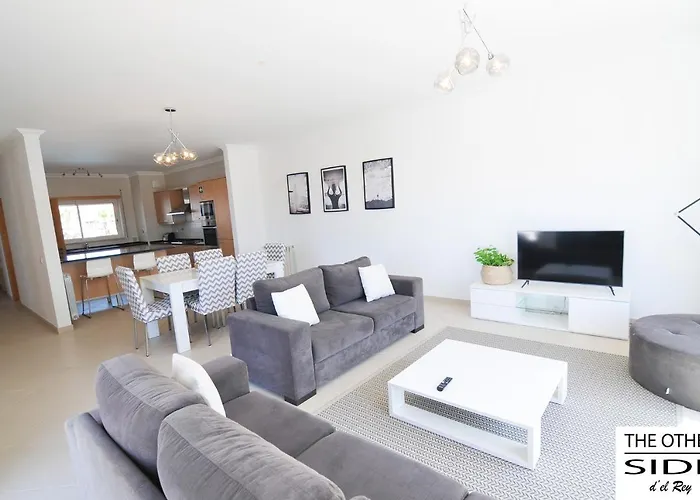 The Other Side D'el Rey Casa de Férias *